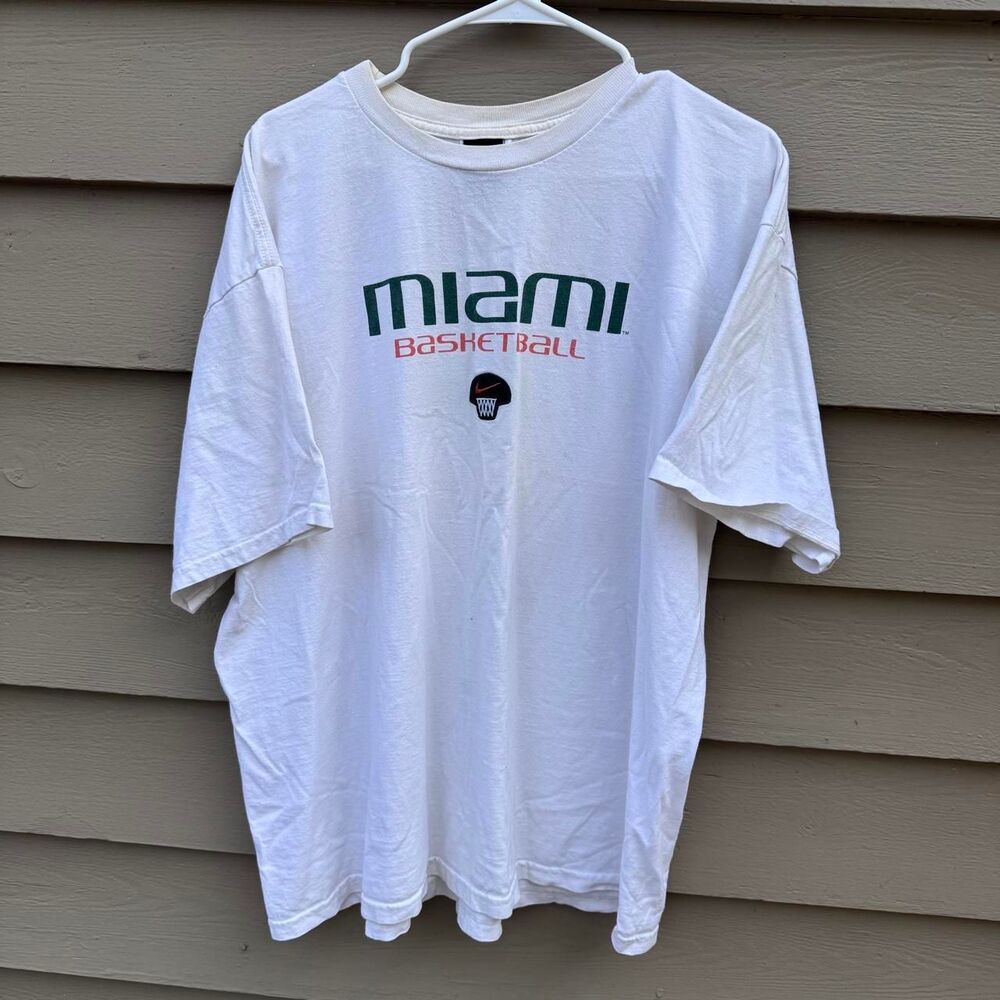 Nike Men's White T-shirt